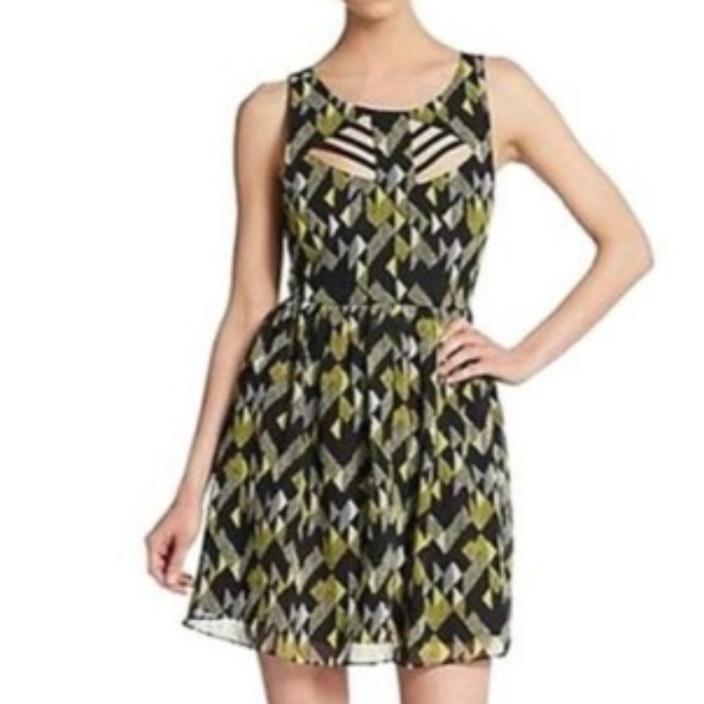 NWT $138 FRENCH CONNECTION Black Green Geo Print Sexy Dress S 6 8